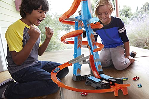 Hot Wheels - Pista y garaje para coches de juguetes, regalo para niños y niñas +5 años (Mattel GWT39), Embalaje sostenible