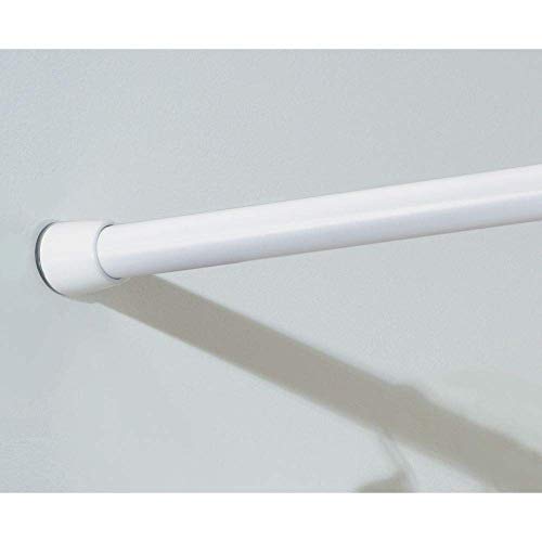 iDesign Barra para cortinas de ducha, soporte para cortinas de baño de tamaño largo y de acero, barra telescópica extensible para instalar sin taladro, blanco