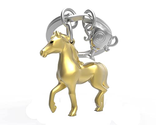 Llavero de caballo dorado con trofeo corte