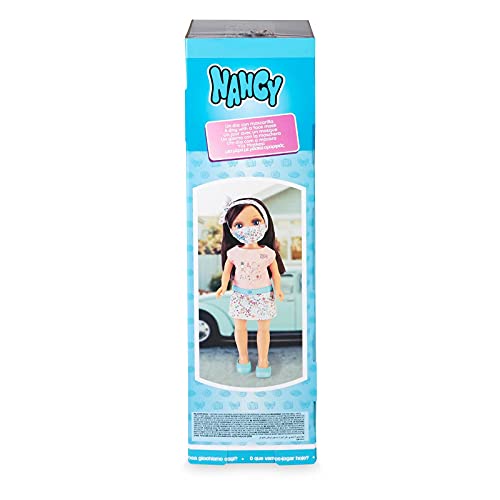 Nancy, un día con mascarilla Trendy, muñeca con mascarilla para niños y niñas a Partir de 3 años (Famosa 700016551)