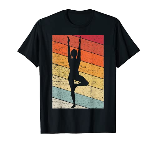 Puesta de sol del árbol de yoga Vrksasana Distressed Camiseta