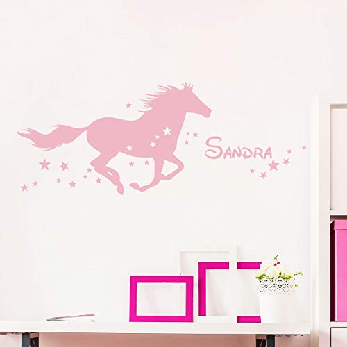 Sticker Pegatina con Nombre Personalizado, diseño de Caballo hígado – Decoración de Pared para habitación Infantil – 2 láminas de 25 x 45 cm y 40 x 25 cm – Color Rosa