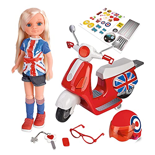 Nancy - Un día de Moto en Londres, la muñeca Incluye Scooter roja con Ruedas móviles y Espacio para Guardar pequeños Accesorios, Casco, Gafas y Pegatinas para Personalizar, Famosa (700013860)