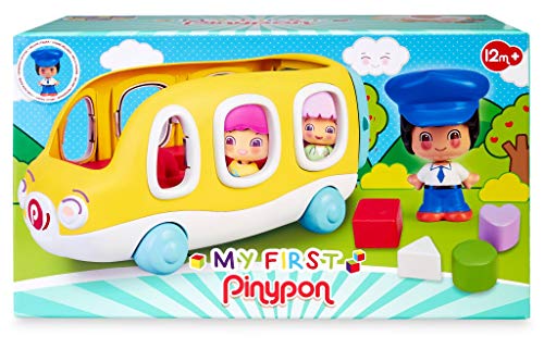 Pinypon - My First, Happy Bus, Mi primer autobús escolar y figura de conductor, con espacio para 3 figuras, ruedas y panel con huecos para encajar formas geométricas de colores, FAMOSA (700016304)