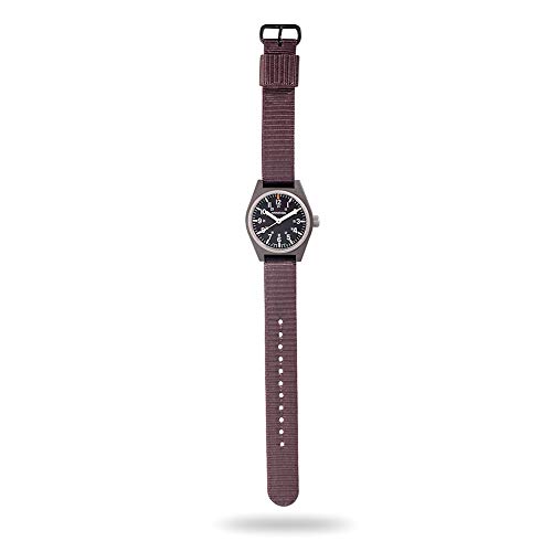 Reloj Marathon WW194009-SG-NGM de cuarzo para uso general, hecho en Suiza, militar (GPQ) con MaraGlo y cristal de zafiro, (34 mm, verde salvia, sin marcas de gobierno)