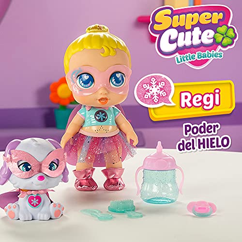 Super Cute Muñeca Superheroína Regi con biberón mágico, Mascota Snowball, Ropa Reversible y Accesorios