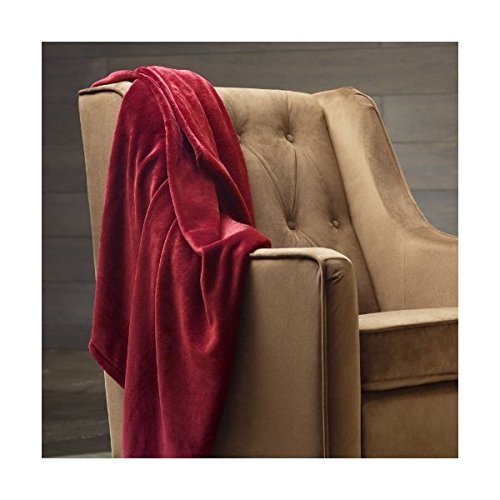 Amazon Basics - Manta Snuggle, hecha de suave felpa - 168 x 229cm - Borgoña