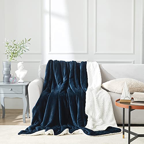 EHEYCIGA Manta sherpa – Manta acogedora 150 x 200 cm – Manta extra suave y cálida para sofá, azul marino marino como manta de sofá, manta de sofá o manta de salón, tamaño XL