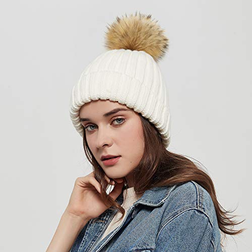 HATOOZE Sombrero de Invierno de Punto para Mujeres - Sombrero de Bola con Forro Polar de Doble Capas con Pom de Piel Sintética Desmontable [Blanco - Talla única]