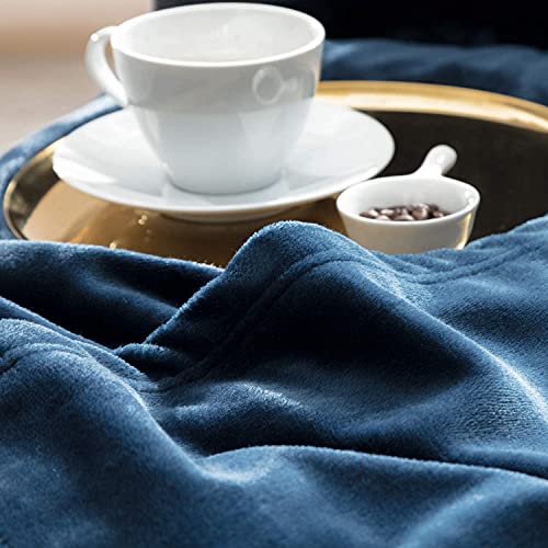 KEITE Mantas para Sofa de Franela,Manta para Cama Reversible de 100% Microfibre Extra Suave,Manta Transpirable (Azul Oscuro, 130 x 150 cm)