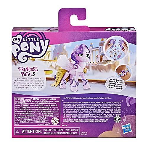 My Little Pony: A New Generation - Princesa Petals Aventura de Cristal - Poni Rosada de 7,5 cm con Accesorios Sorpresa, Pulsera de la Amistad
