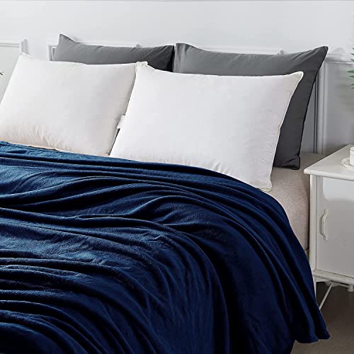 RATEL Mantas para Cama Azul Oscuro 230 × 270 cm, Mantas para Sofa de Franela Reversible, Mantas Ligeras de 100% Microfibra - Fácil De Limpiar - Extra Suave Cálido