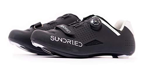 SUNDRIED Hombres Pro Zapatos Bici del Camino de Uso con Grapas del MTB, Spin Cycle, Cubierta equitación Ciclismo de Carretera (UK10, Negro)